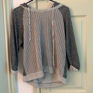 Slouchy bohemian hoodie/pullover with net front L